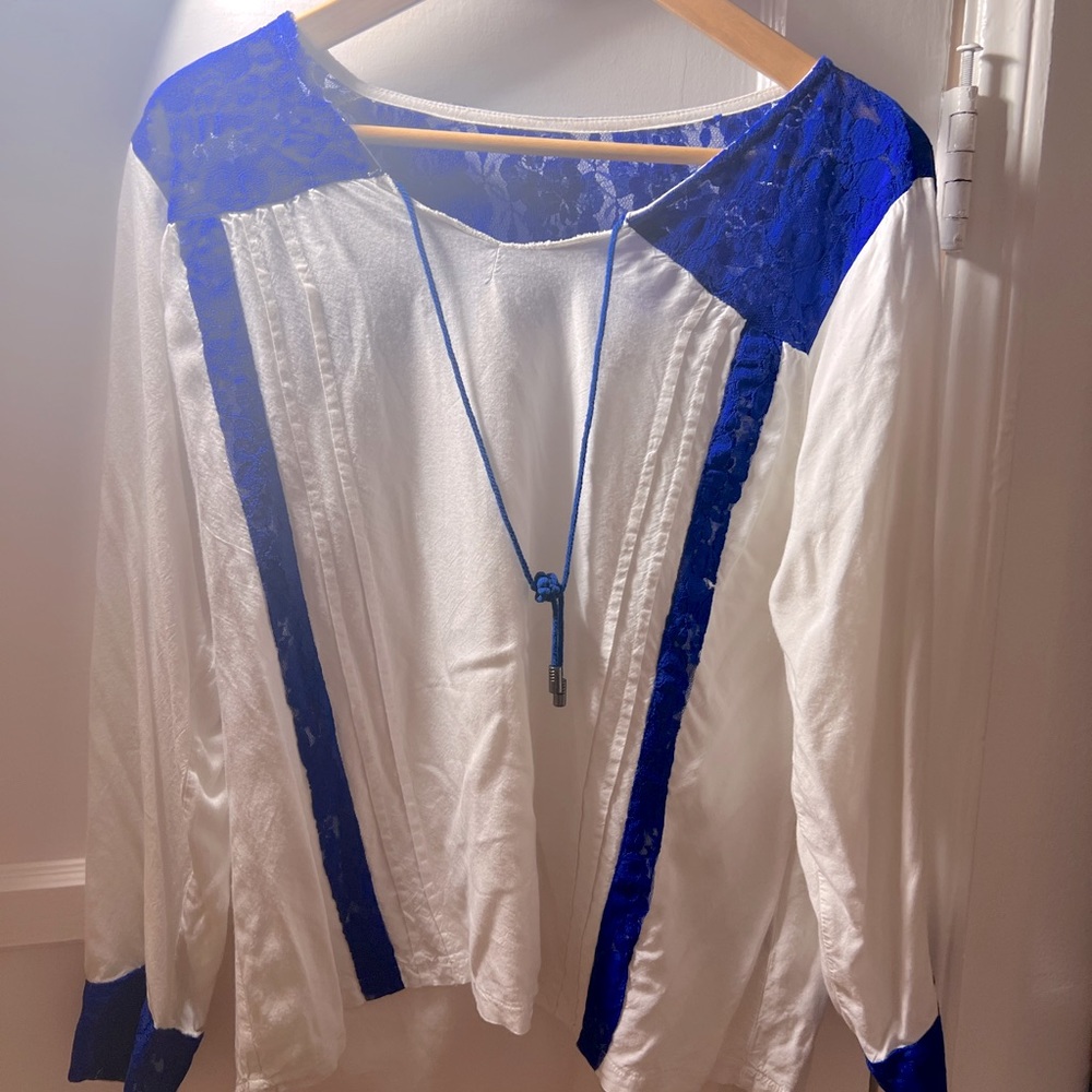 Hippy vintage v neck blouse